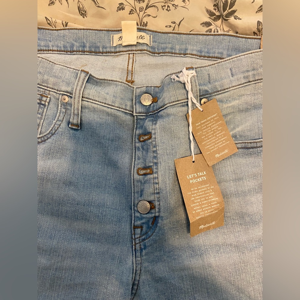 Madewell 9” High Rise Button Fly Distressed Skinny Jeans  33/16W